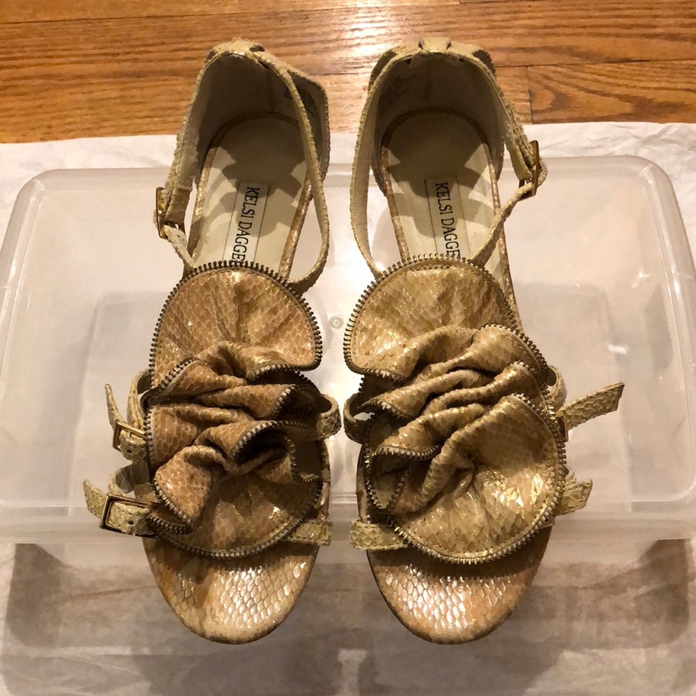 Kelsi Dagger Beige/Nude Flat Sandals